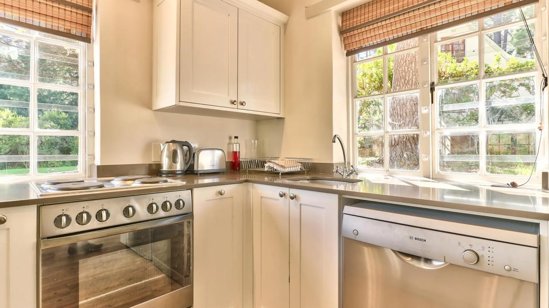 Houtkapperspoort Mountain Cottages Cape Town 0*,